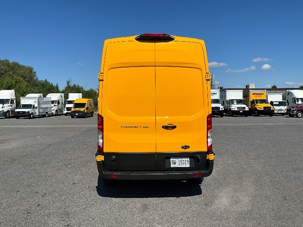 Cargo Van (Panel Van)-Light and Medium Duty Trucks-Ford-2019-Transit 250-Ottawa-ON-214,286\n\t\tkm-$ 34,000 - Image 7