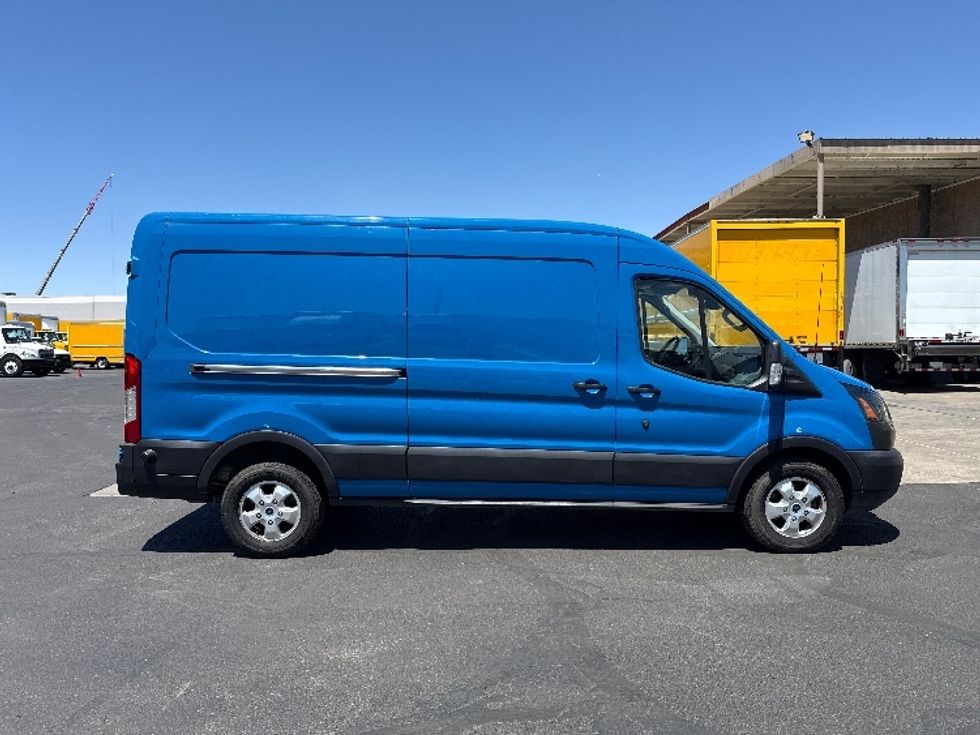 Cargo Van (Panel Van)-Light and Medium Duty Trucks-Ford-2019-Transit 250-Phoenix-AZ-102,055\n\t\tmiles-$ 29,000 - Image 13