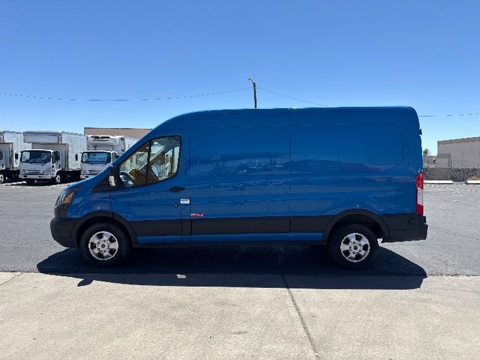 Cargo Van (Panel Van)-Light and Medium Duty Trucks-Ford-2019-Transit 250-Phoenix-AZ-102,055\n\t\tmiles-$ 29,000 - Image 4