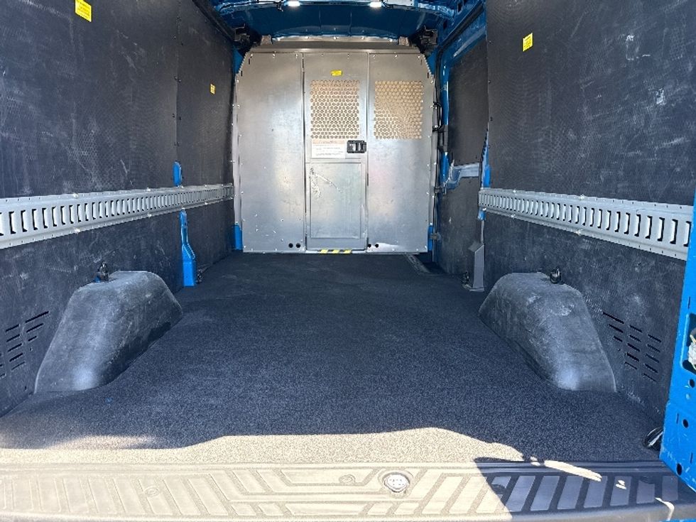 Cargo Van (Panel Van)-Light and Medium Duty Trucks-Ford-2019-Transit 250-Phoenix-AZ-102,055\n\t\tmiles-$ 29,000 - Image 8