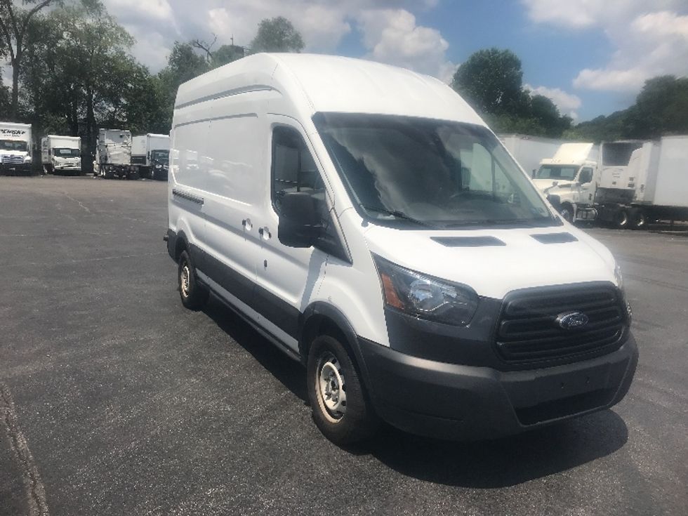 Cargo Van (Panel Van)-Light and Medium Duty Trucks-Ford-2019-Transit 250-Pittsburgh-PA-153,564\n\t\tmiles-$ 28,250 - Image 1