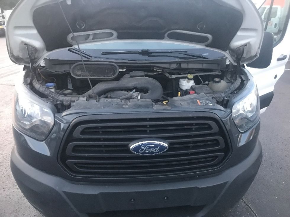 Cargo Van (Panel Van)-Light and Medium Duty Trucks-Ford-2019-Transit 250-Pittsburgh-PA-153,564\n\t\tmiles-$ 28,250 - Image 22