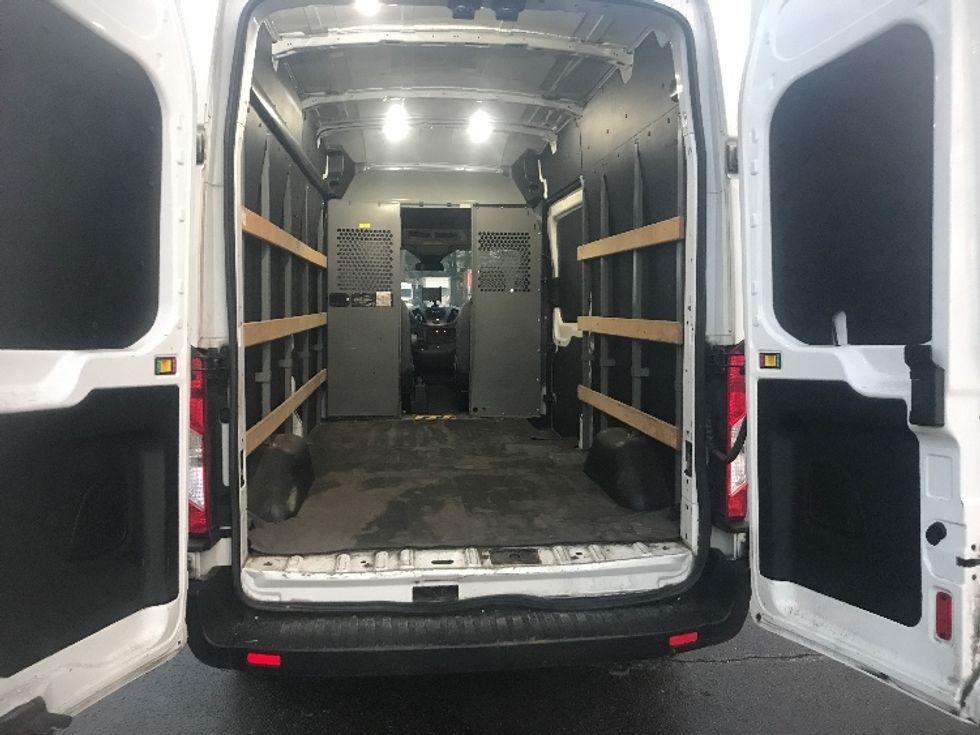Cargo Van (Panel Van)-Light and Medium Duty Trucks-Ford-2019-Transit 250-Pittsburgh-PA-153,564\n\t\tmiles-$ 28,250 - Image 9