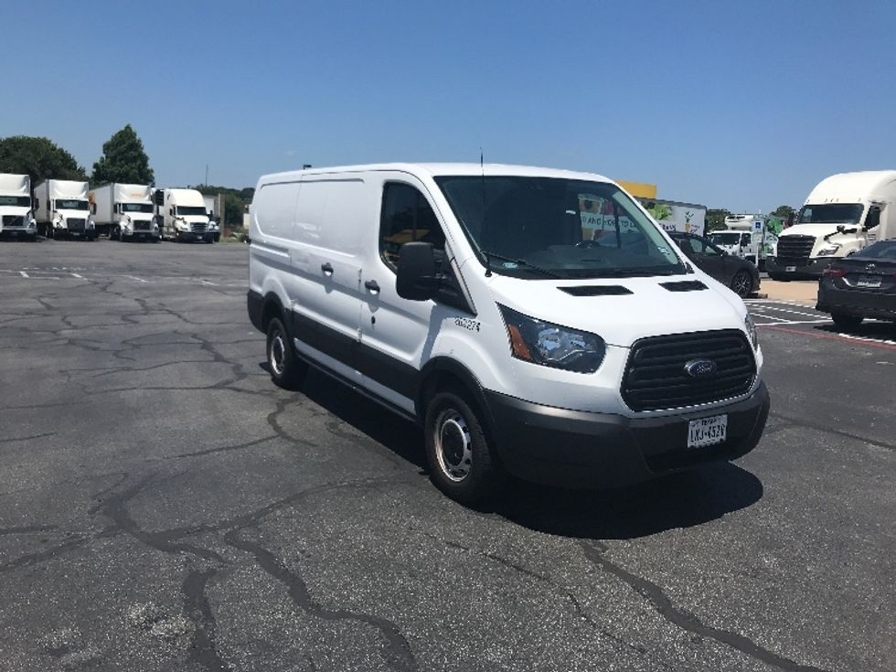 Used Cargo Vans for Sale in TX Penske Used Trucks