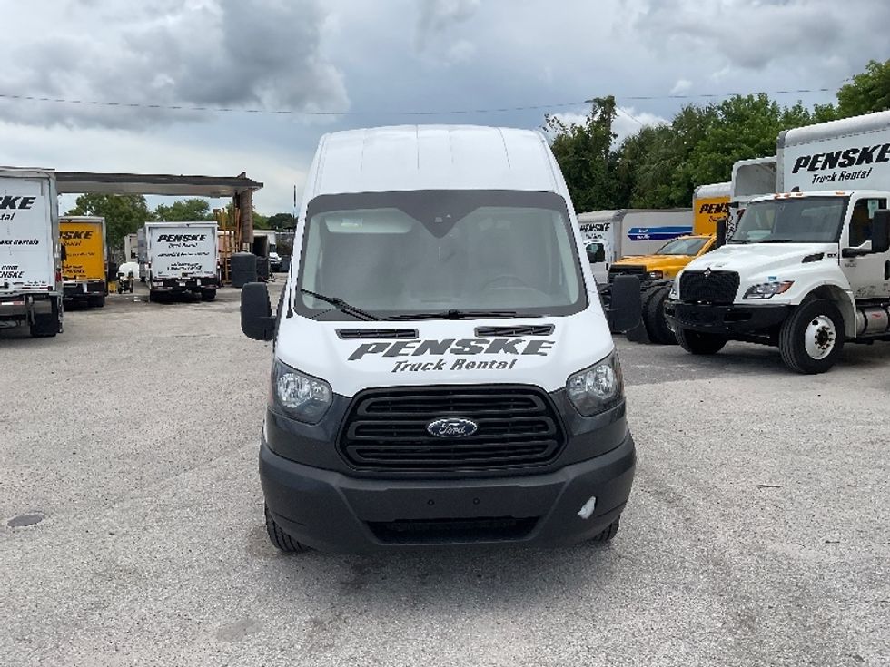 Cargo Van (Panel Van)-Light and Medium Duty Trucks-Ford-2019-Transit 250-Saint Petersburg-FL-117,397\n\t\tmiles-$ 31,000 - Image 2