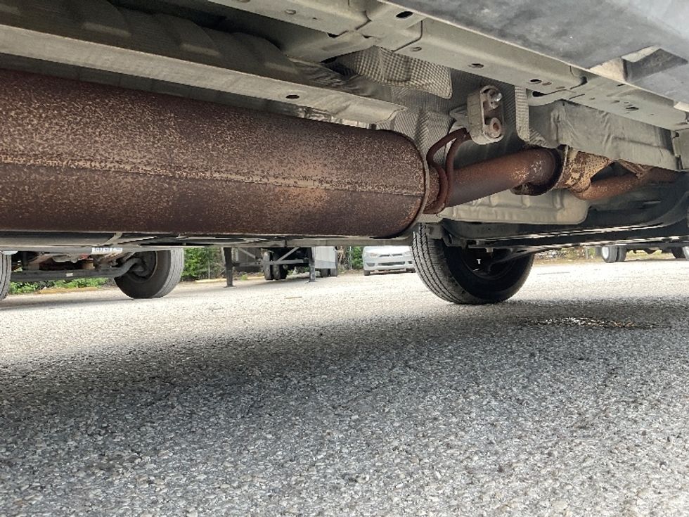 Cargo Van (Panel Van)-Light and Medium Duty Trucks-Ford-2019-Transit 250-Saint Petersburg-FL-117,397\n\t\tmiles-$ 31,000 - Image 13