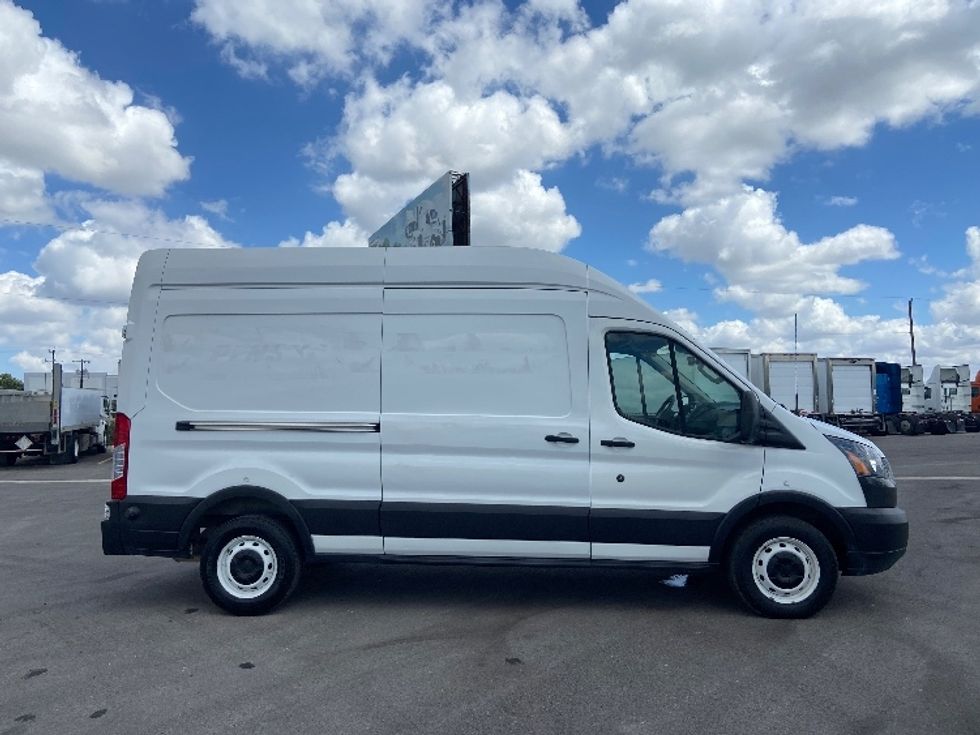 Cargo Van (Panel Van)-Light and Medium Duty Trucks-Ford-2019-Transit 250-San Antonio-TX-89,631\n\t\tmiles-$ 34,500 - Image 13