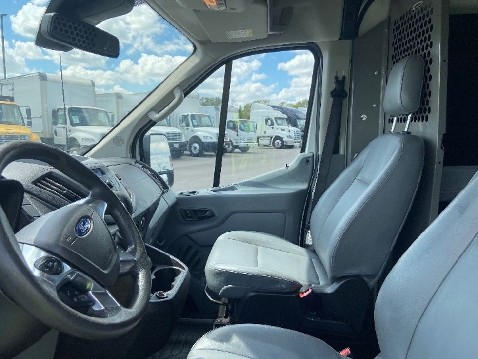 Cargo Van (Panel Van)-Light and Medium Duty Trucks-Ford-2019-Transit 250-San Antonio-TX-89,631\n\t\tmiles-$ 34,500 - Image 17