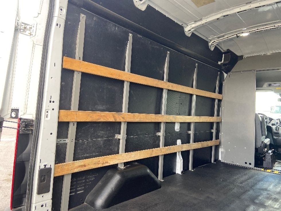 Cargo Van (Panel Van)-Light and Medium Duty Trucks-Ford-2019-Transit 250-San Antonio-TX-89,631\n\t\tmiles-$ 34,500 - Image 9