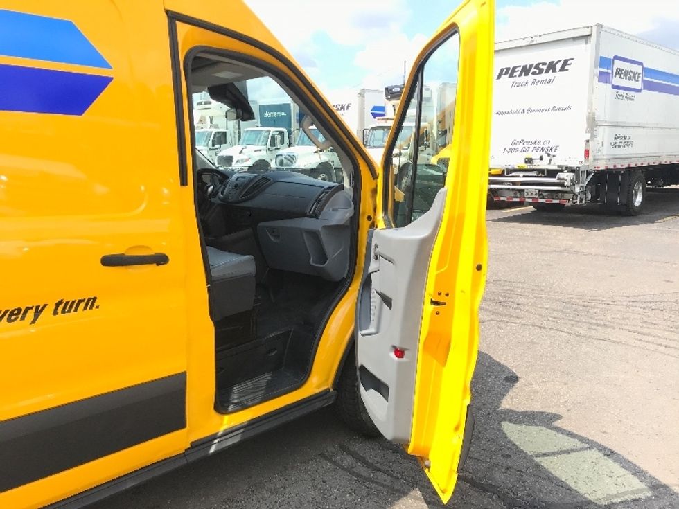 2019 Ford Transit photo 15