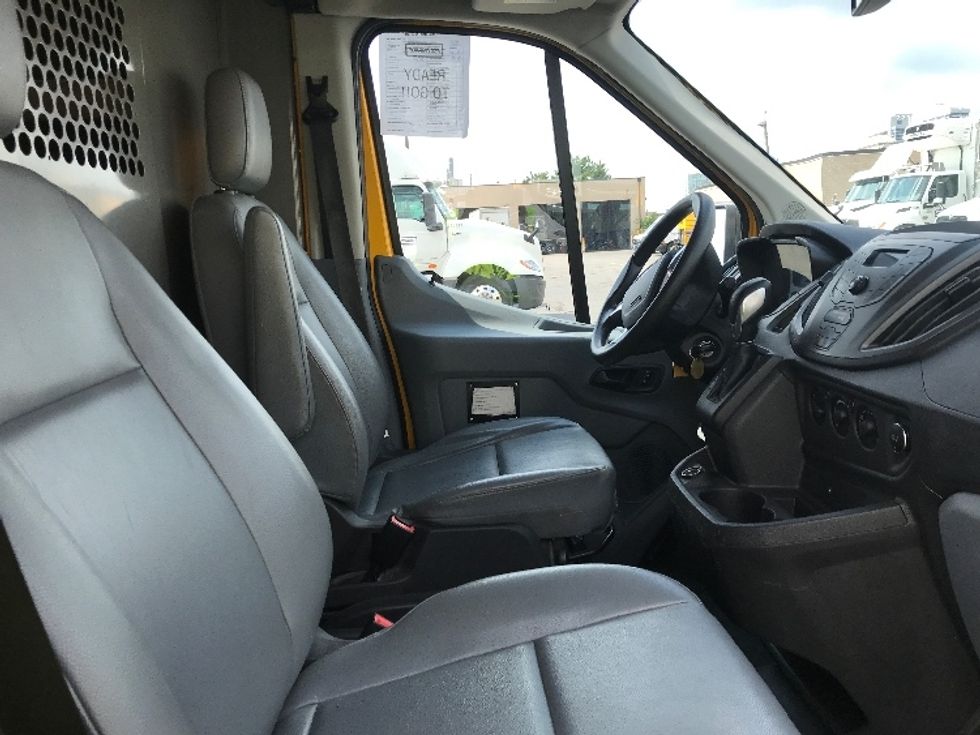 2019 Ford Transit photo 17