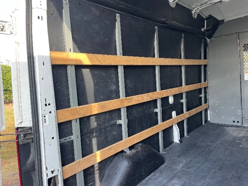 Cargo Van (Panel Van)-Light and Medium Duty Trucks-Ford-2019-Transit 250-Spartanburg-SC-103,772\n\t\tmiles-$ 34,000 - Image 11