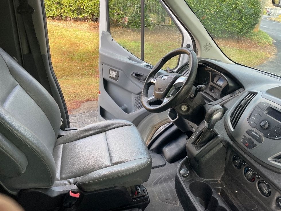 Cargo Van (Panel Van)-Light and Medium Duty Trucks-Ford-2019-Transit 250-Spartanburg-SC-103,772\n\t\tmiles-$ 34,000 - Image 22