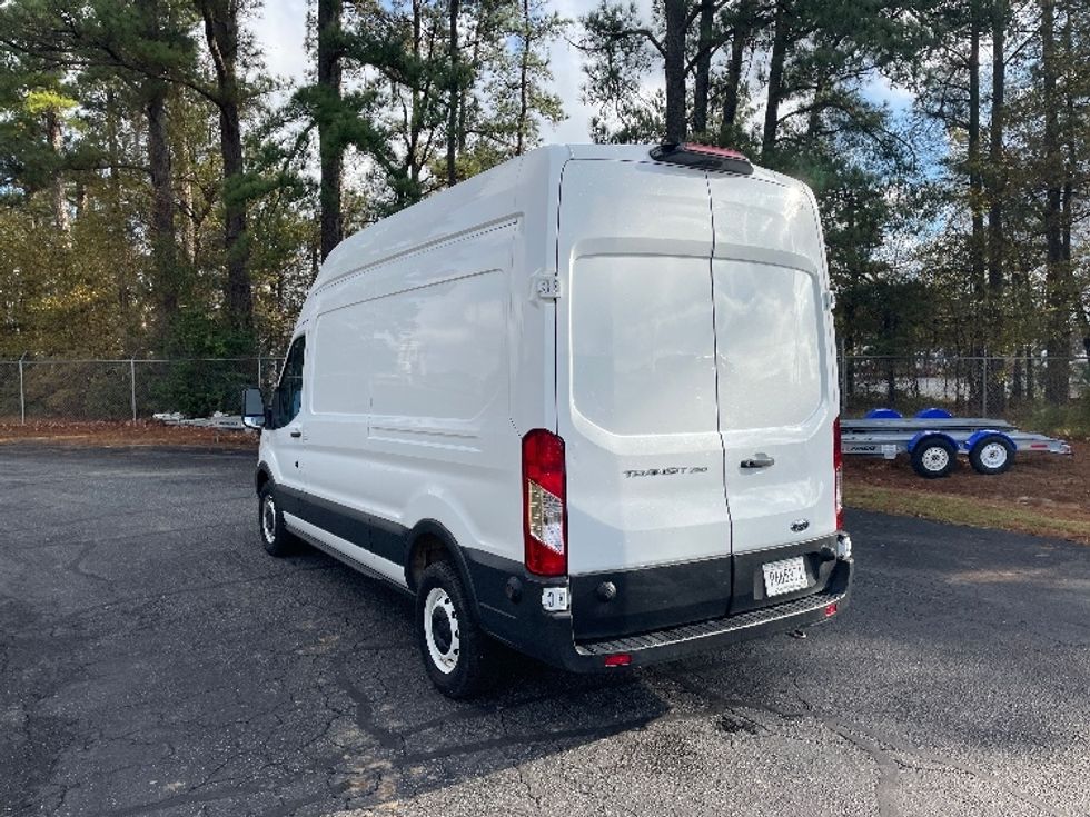 Cargo Van (Panel Van)-Light and Medium Duty Trucks-Ford-2019-Transit 250-Spartanburg-SC-103,772\n\t\tmiles-$ 34,000 - Image 6