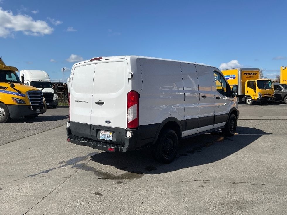 Cargo Van (Panel Van)-Light and Medium Duty Trucks-Ford-2019-Transit 250-Tacoma-WA-80,365\n\t\tmiles-$ 26,750 - Image 12