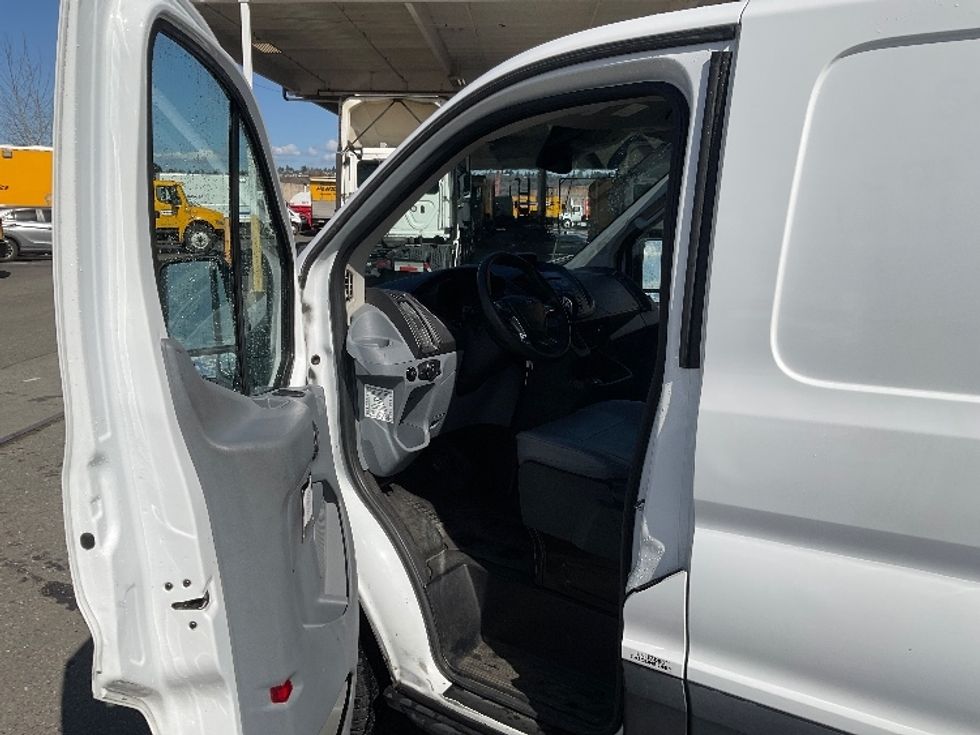 Cargo Van (Panel Van)-Light and Medium Duty Trucks-Ford-2019-Transit 250-Tacoma-WA-80,365\n\t\tmiles-$ 26,750 - Image 15