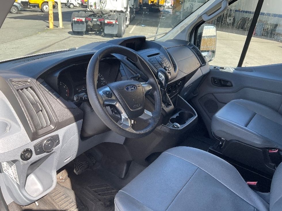 Cargo Van (Panel Van)-Light and Medium Duty Trucks-Ford-2019-Transit 250-Tacoma-WA-80,365\n\t\tmiles-$ 26,750 - Image 16