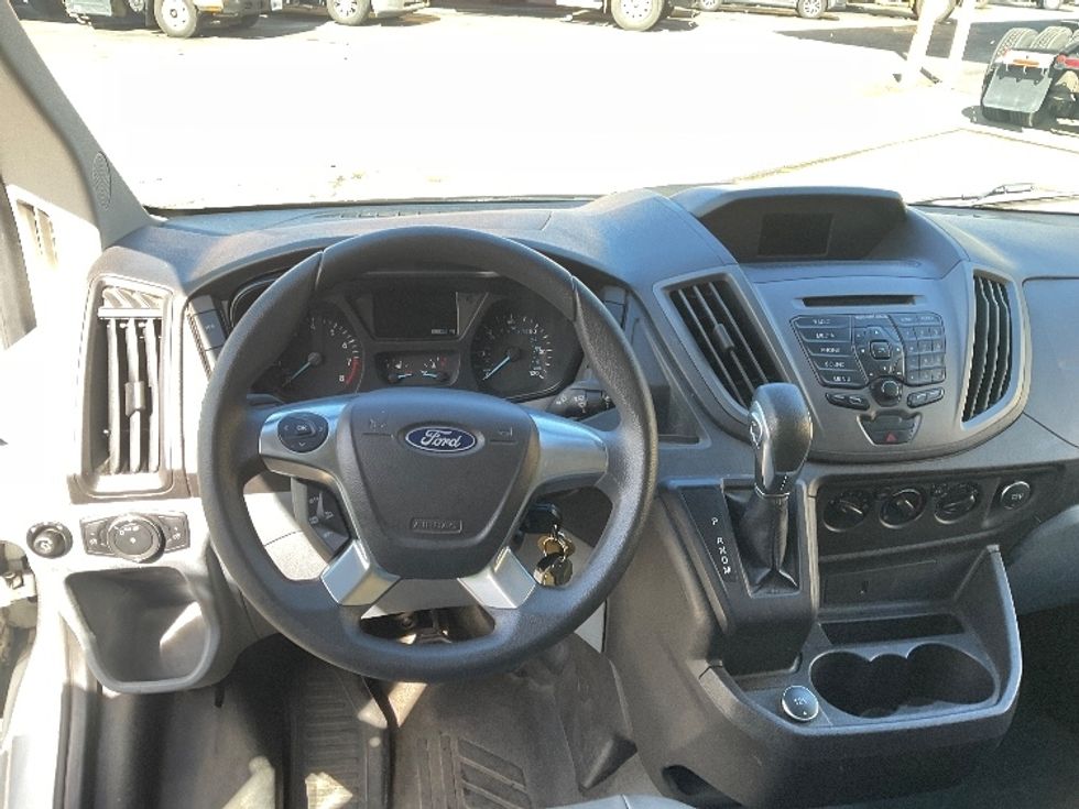 Cargo Van (Panel Van)-Light and Medium Duty Trucks-Ford-2019-Transit 250-Tacoma-WA-80,365\n\t\tmiles-$ 26,750 - Image 17