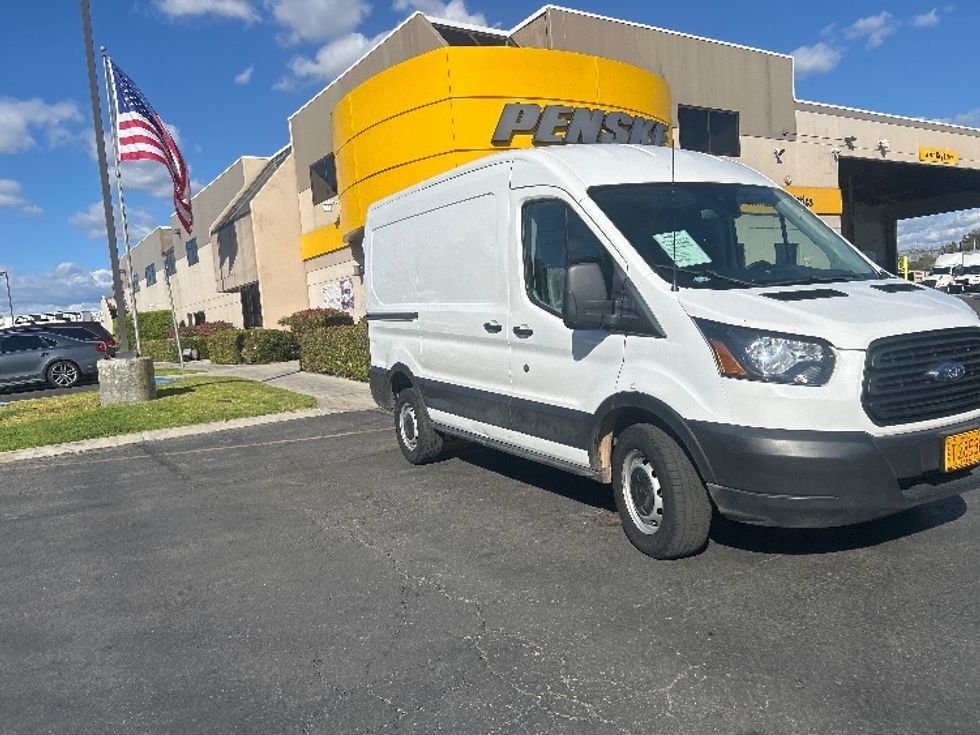 Cargo Van (Panel Van)-Light and Medium Duty Trucks-Ford-2019-Transit 250-Torrance-CA-48,566\n\t\tmiles-$ 30,000 - Image 1