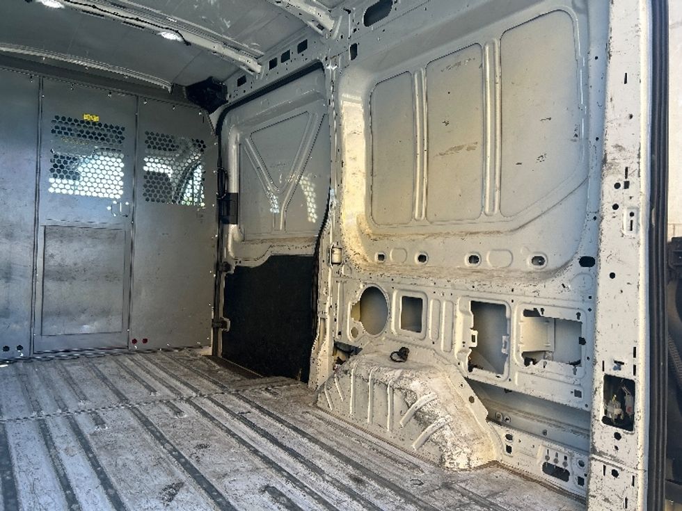 Cargo Van (Panel Van)-Light and Medium Duty Trucks-Ford-2019-Transit 250-Torrance-CA-48,566\n\t\tmiles-$ 30,000 - Image 12