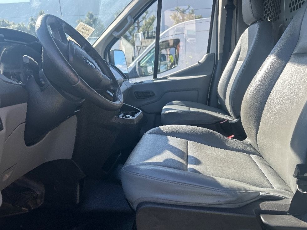 Cargo Van (Panel Van)-Light and Medium Duty Trucks-Ford-2019-Transit 250-Torrance-CA-48,566\n\t\tmiles-$ 30,000 - Image 19