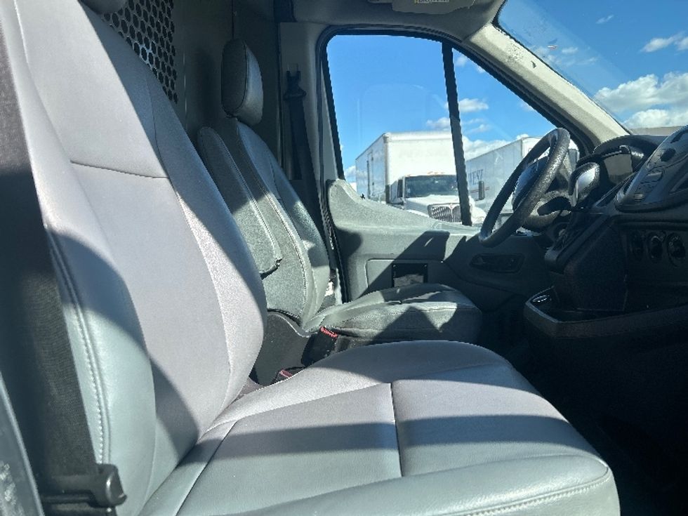 Cargo Van (Panel Van)-Light and Medium Duty Trucks-Ford-2019-Transit 250-Torrance-CA-48,566\n\t\tmiles-$ 30,000 - Image 22
