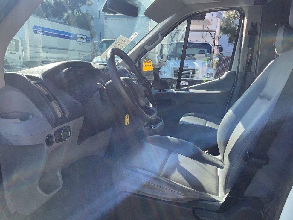 Cargo Van (Panel Van)-Light and Medium Duty Trucks-Ford-2019-Transit 250-Torrance-CA-55,893\n\t\tmiles-$ 29,500 - Image 16