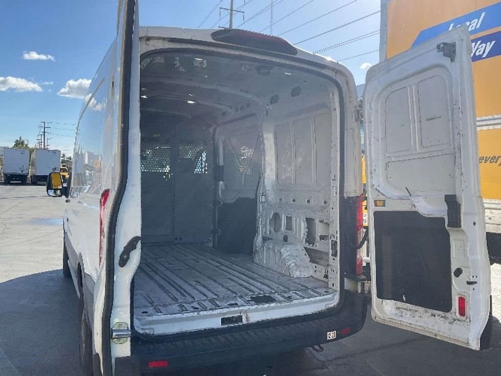 Cargo Van (Panel Van)-Light and Medium Duty Trucks-Ford-2019-Transit 250-Torrance-CA-55,893\n\t\tmiles-$ 29,500 - Image 9