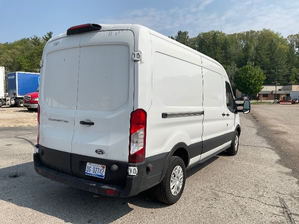 Cargo Van (Panel Van)-Light and Medium Duty Trucks-Ford-2019-Transit 250-Traverse City-MI-99,182\n\t\tmiles-$ 26,500 - Image 13