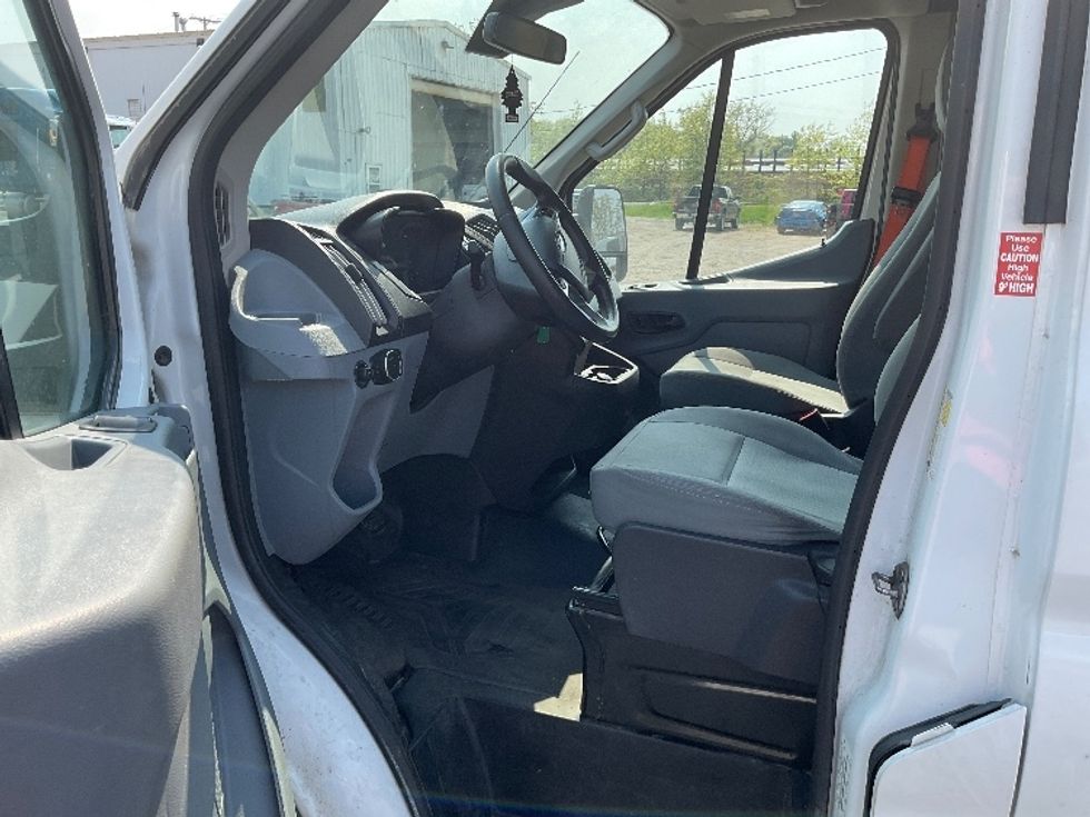Cargo Van (Panel Van)-Light and Medium Duty Trucks-Ford-2019-Transit 250-Traverse City-MI-99,182\n\t\tmiles-$ 26,500 - Image 16