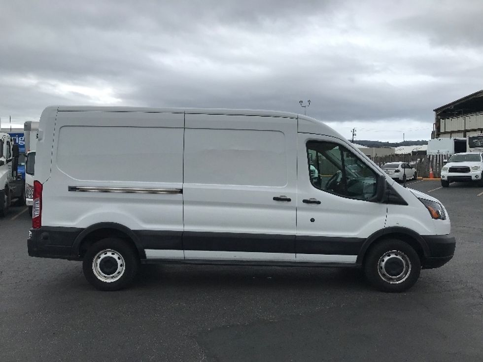 2019 Ford Transit photo 13