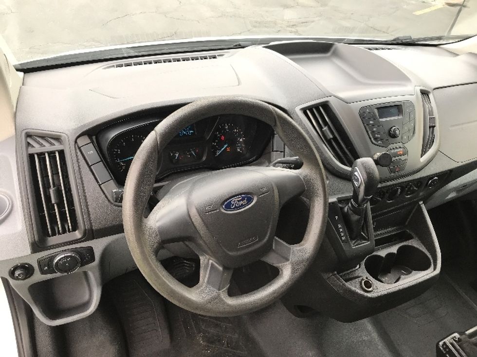 2019 Ford Transit photo 16