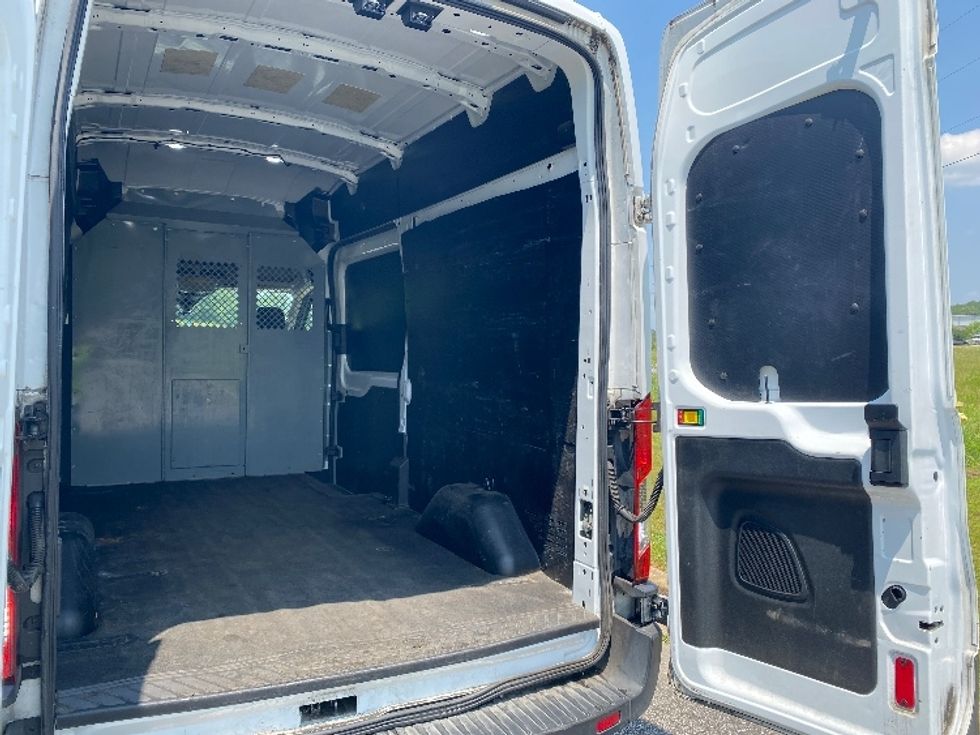 Cargo Van (Panel Van)-Light and Medium Duty Trucks-Ford-2019-Transit 350-Alabaster-AL-187,500\n\t\tmiles-$ 21,750 - Image 11