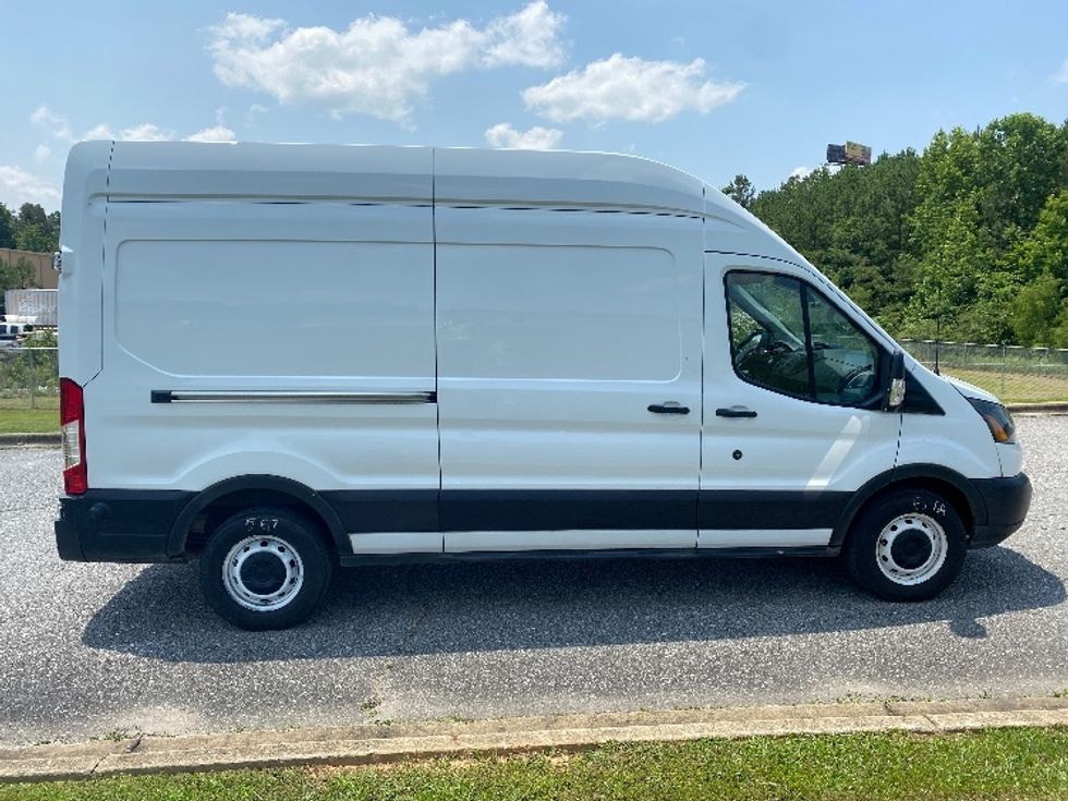 Cargo Van (Panel Van)-Light and Medium Duty Trucks-Ford-2019-Transit 350-Alabaster-AL-187,500\n\t\tmiles-$ 21,750 - Image 13