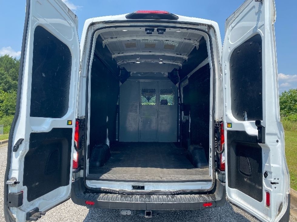 Cargo Van (Panel Van)-Light and Medium Duty Trucks-Ford-2019-Transit 350-Alabaster-AL-187,500\n\t\tmiles-$ 21,750 - Image 7