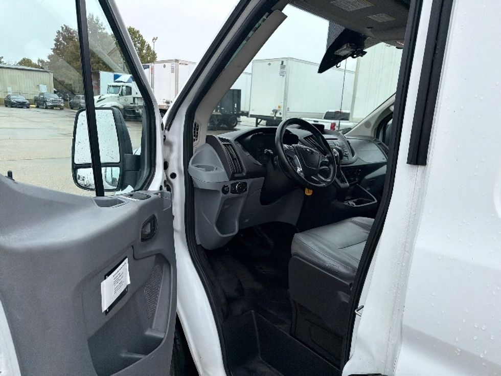 Cargo Van (Panel Van)-Light and Medium Duty Trucks-Ford-2019-Transit 350-Baton Rouge-LA-190,248\n\t\tmiles-$ 24,250 - Image 13
