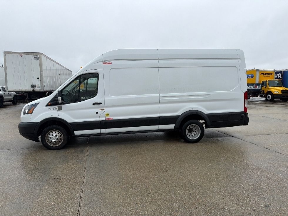 Cargo Van (Panel Van)-Light and Medium Duty Trucks-Ford-2019-Transit 350-Baton Rouge-LA-190,248\n\t\tmiles-$ 24,250 - Image 4