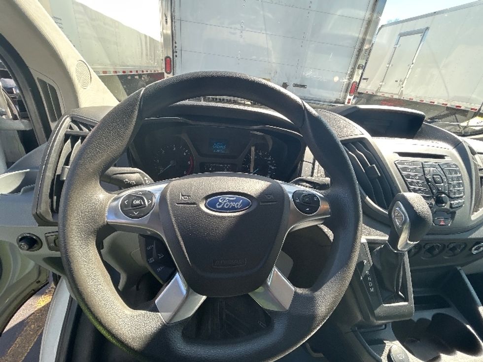 Cargo Van (Panel Van)-Light and Medium Duty Trucks-Ford-2019-Transit 350-Braintree-MA-107,054\n\t\tmiles-$ 30,500 - Image 18