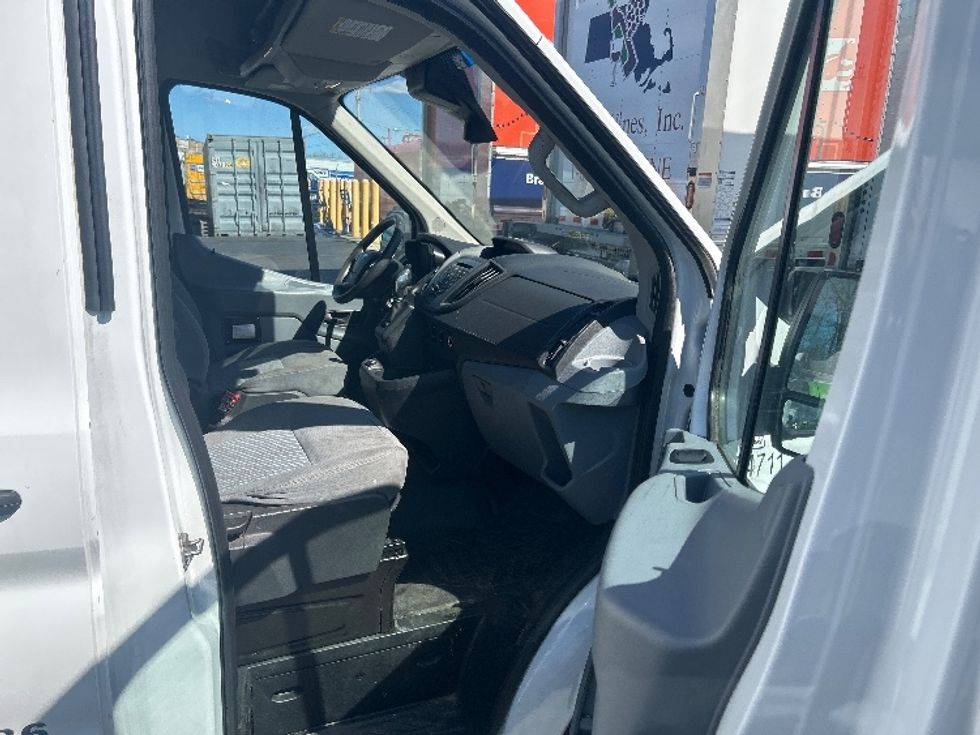 Cargo Van (Panel Van)-Light and Medium Duty Trucks-Ford-2019-Transit 350-Braintree-MA-107,054\n\t\tmiles-$ 30,500 - Image 20