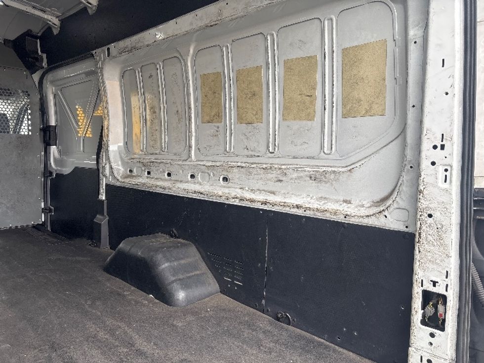 Cargo Van (Panel Van)-Light and Medium Duty Trucks-Ford-2019-Transit 350-Burlington-NJ-208,301\n\t\tmiles-$ 22,250 - Image 10