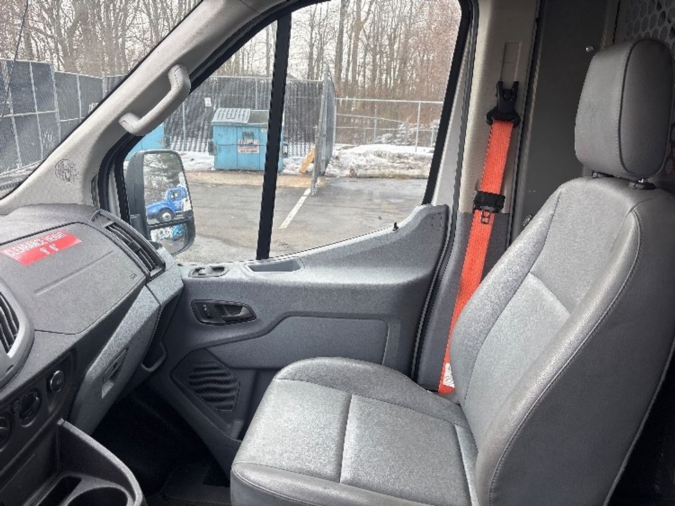 Cargo Van (Panel Van)-Light and Medium Duty Trucks-Ford-2019-Transit 350-Burlington-NJ-208,301\n\t\tmiles-$ 22,250 - Image 16