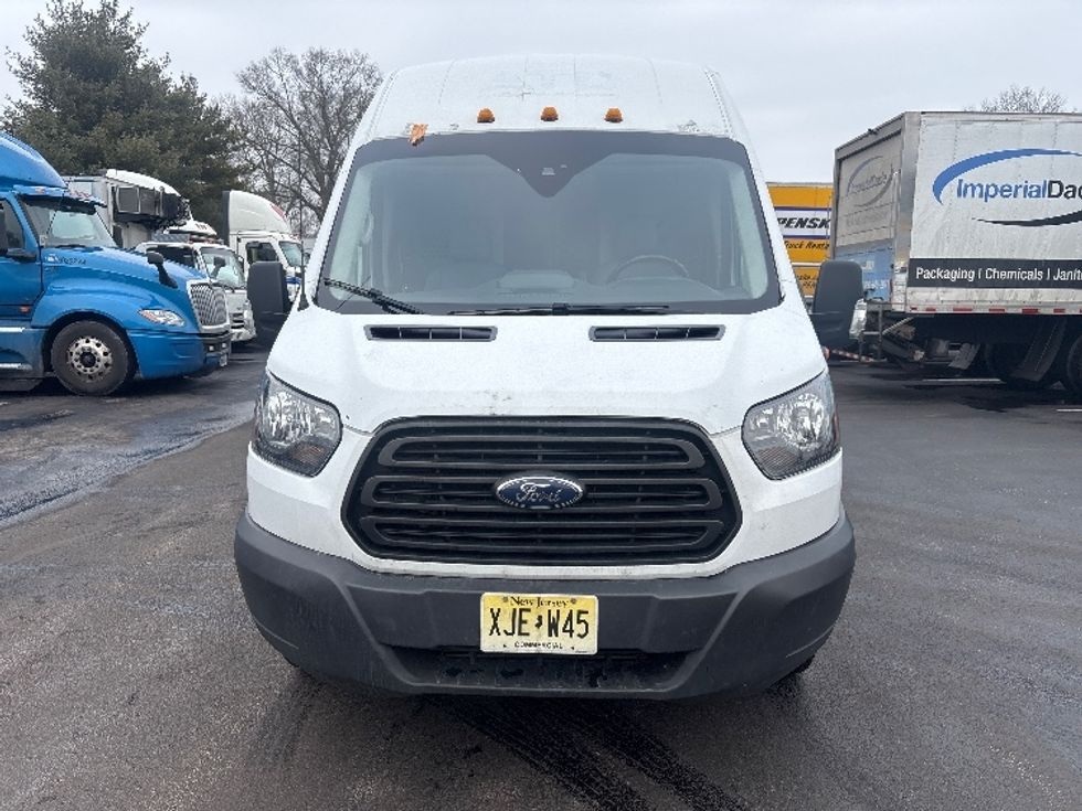 Cargo Van (Panel Van)-Light and Medium Duty Trucks-Ford-2019-Transit 350-Burlington-NJ-208,301\n\t\tmiles-$ 22,250 - Image 2