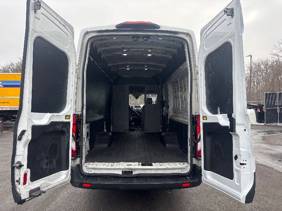 Cargo Van (Panel Van)-Light and Medium Duty Trucks-Ford-2019-Transit 350-Burlington-NJ-208,301\n\t\tmiles-$ 22,250 - Image 8