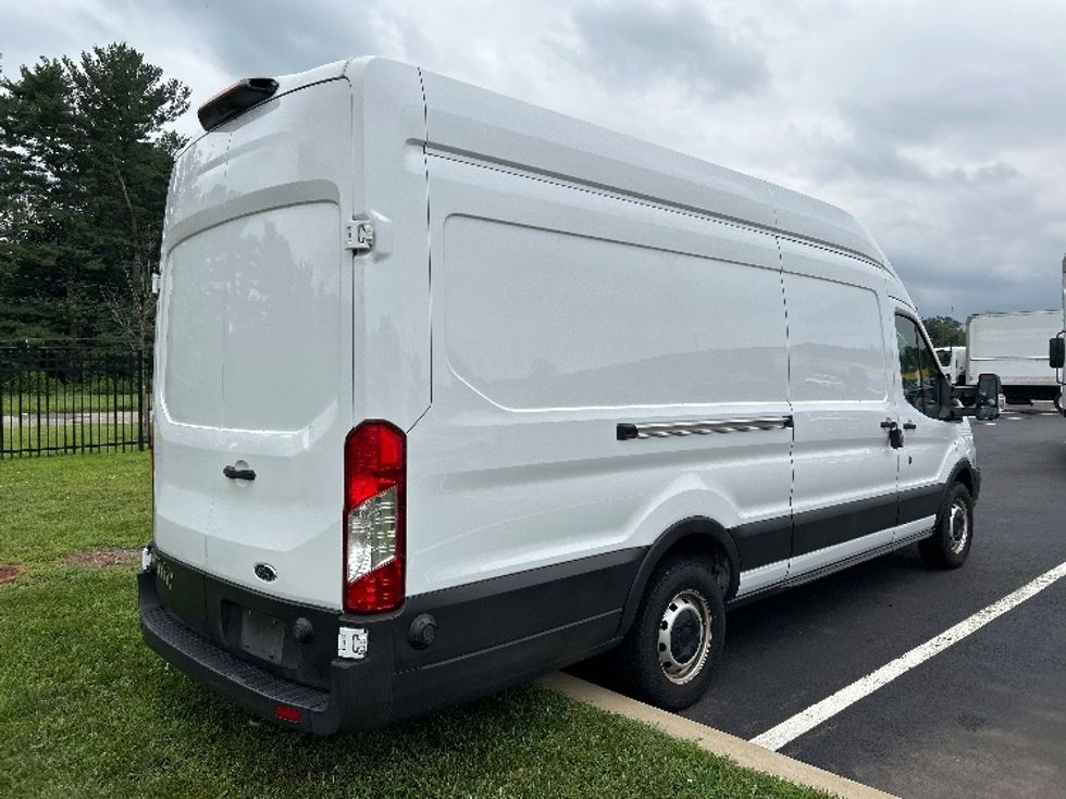 Cargo Van (Panel Van)-Light and Medium Duty Trucks-Ford-2019-Transit 350-Cranbury-NJ-69,609\n\t\tmiles-$ 31,250 - Image 11