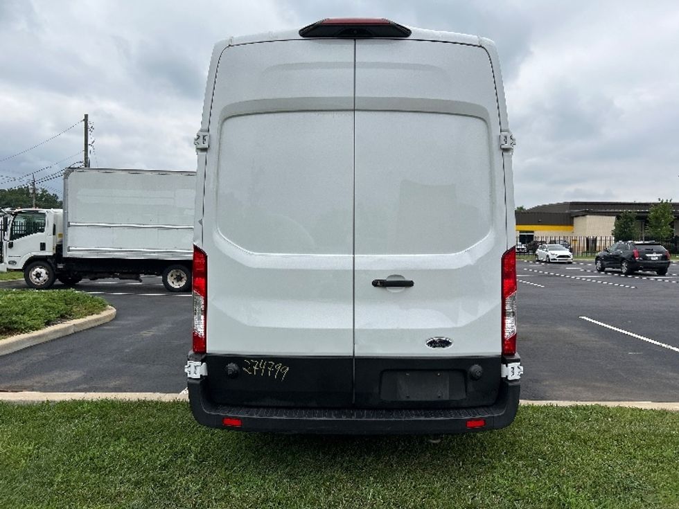 Cargo Van (Panel Van)-Light and Medium Duty Trucks-Ford-2019-Transit 350-Cranbury-NJ-69,609\n\t\tmiles-$ 31,250 - Image 6