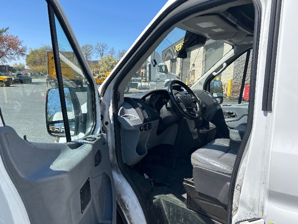 Cargo Van (Panel Van)-Light and Medium Duty Trucks-Ford-2019-Transit 350-Essex-MD-240,650\n\t\tmiles-$ 18,500 - Image 15