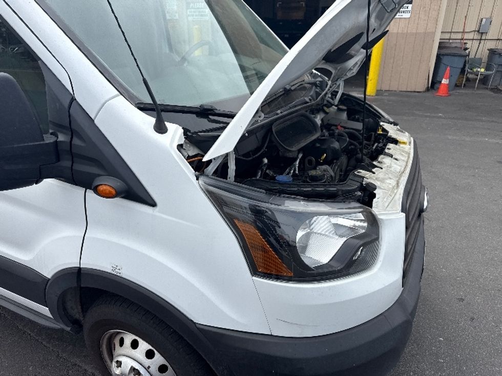 Cargo Van (Panel Van)-Light and Medium Duty Trucks-Ford-2019-Transit 350-Fontana-CA-152,768\n\t\tmiles-$ 26,750 - Image 21