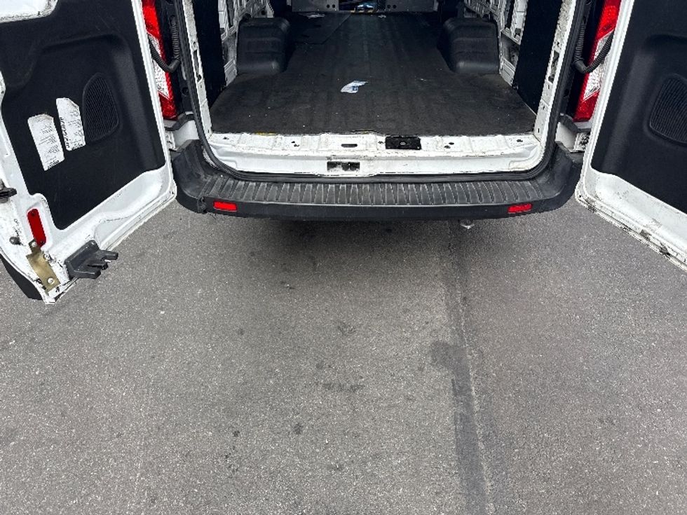 Cargo Van (Panel Van)-Light and Medium Duty Trucks-Ford-2019-Transit 350-Fontana-CA-152,768\n\t\tmiles-$ 26,750 - Image 7