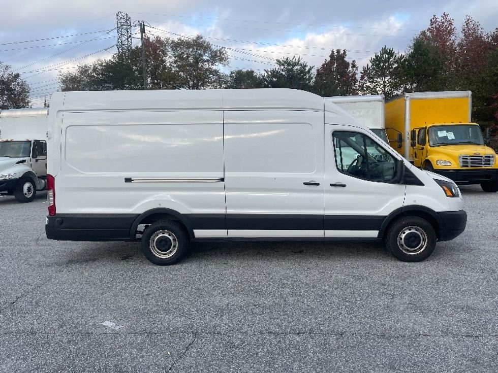 Cargo Van (Panel Van)-Light and Medium Duty Trucks-Ford-2019-Transit 350-Greenville-SC-165,425\n\t\tmiles-$ 25,250 - Image 15