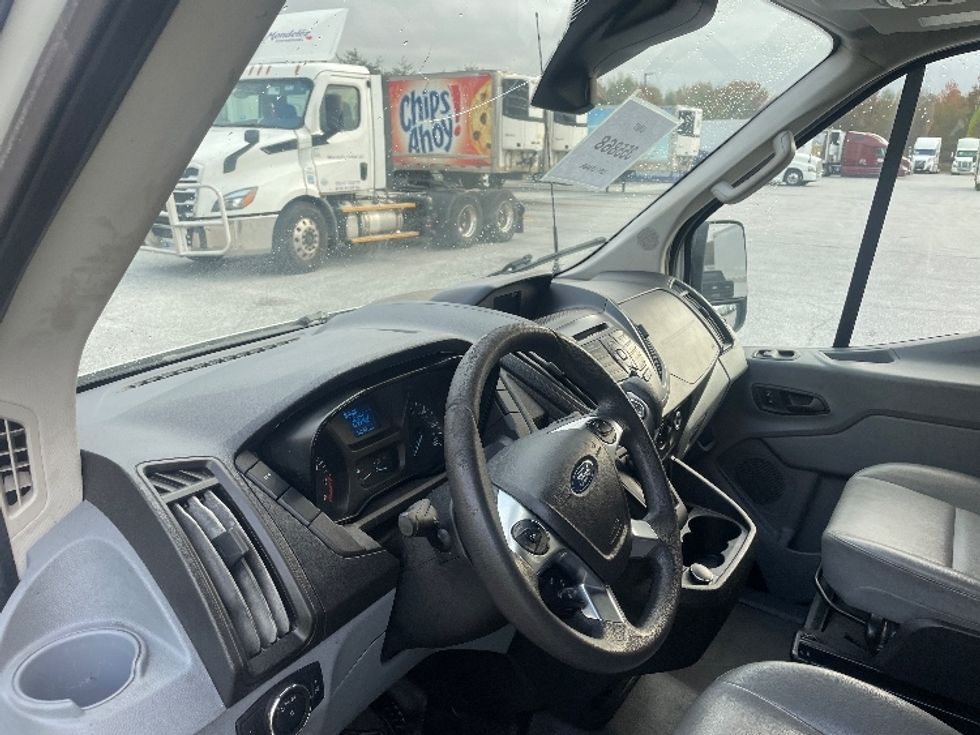 Cargo Van (Panel Van)-Light and Medium Duty Trucks-Ford-2019-Transit 350-Greenville-SC-165,425\n\t\tmiles-$ 25,250 - Image 17